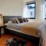 The South Suite - Trendy Duplex Op Het Zuid